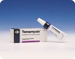 la Fotoraf: Terramycin 14,2 Gr Pomad